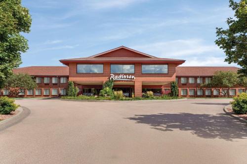 Southeast Colorado Springs Hotel | Radisson Hotel Colorado Springs Airport