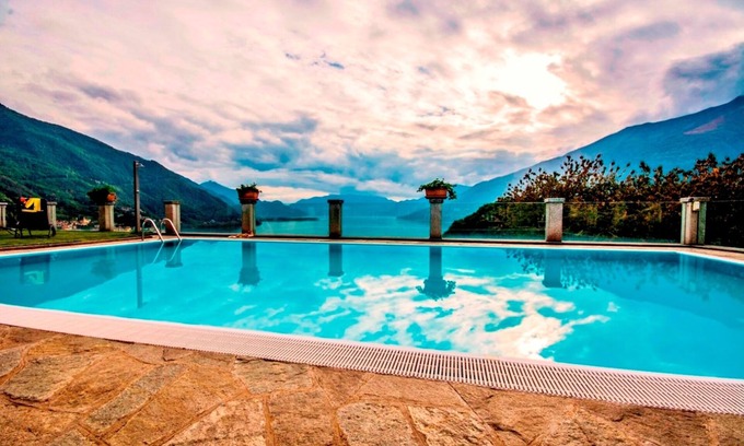 Olgiasca Apartment | RAFFAELLO APARTMENT - The terrace of Lake Como