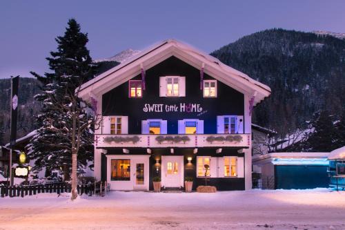 Sankt Anton am Arlberg Ski Chalet | Raffl's Sweet Little Home