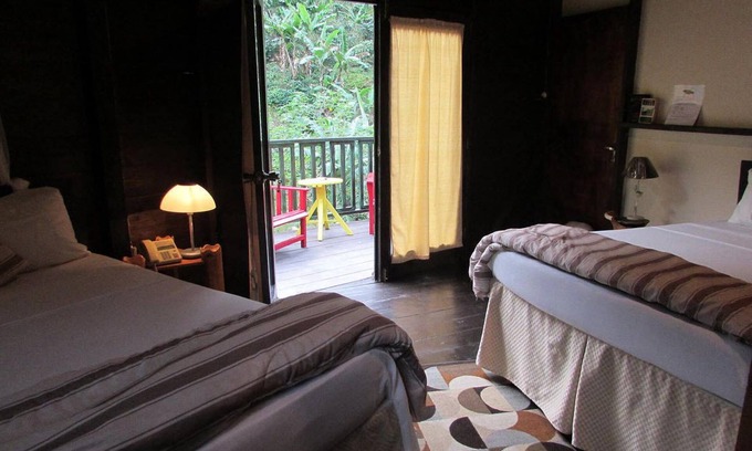 Newcastle Bed & Breakfast | RafJam Bed & Breakfast