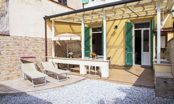 Ex Campo d'Aviazione Villa | Raggio di Luna, Villa liberty 4 bedrooms with garden 6 persons - UNLIMITED WIFI
