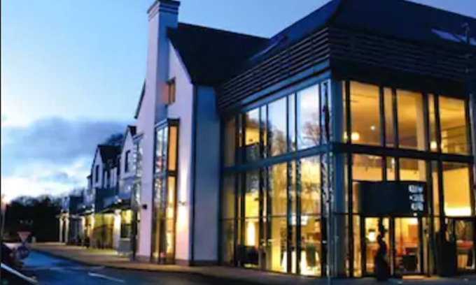 Athenry Hotel | Raheen Woods Hotel
