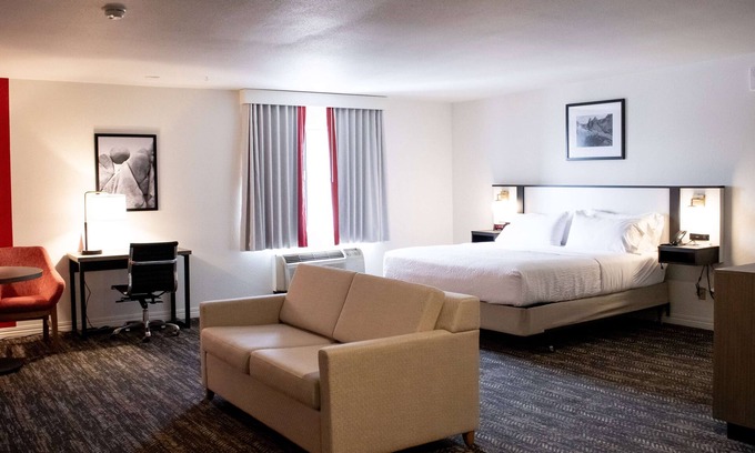 Mission Hills Hotel | Railroad Pass Hotel and Casino Ramada by Wyndham