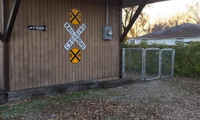 Spiro House | Railroad Tiny House