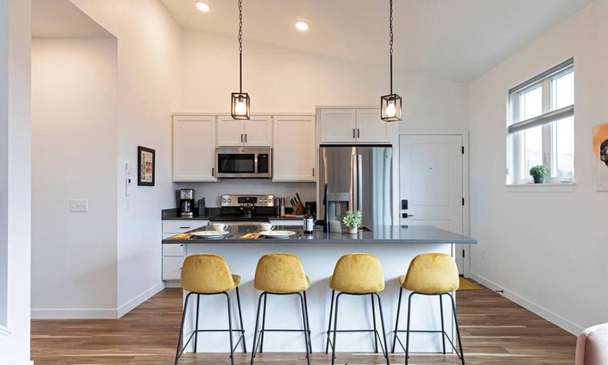 Northside Condo | Railway Lofts - Close to downtown