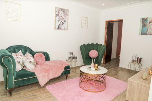 Brandwag Bed & Breakfast | Rainbow Palace