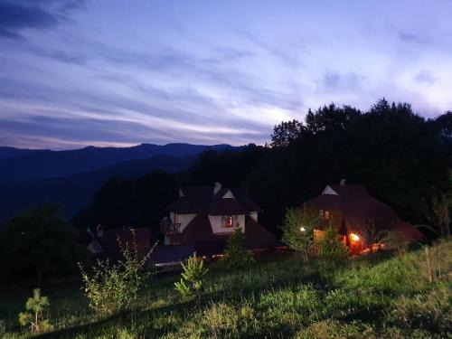 Rakhiv House | Rakhiv Plai