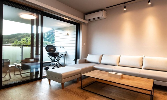 Kinugawa Onsen Apartment | RakutenSTAYMOTELNikkoKinugawaGarage Concept room /Nikko Tochigi