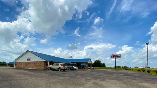 Fruitvale Hotel | Rama Inn Bells - Jackson West Hwy 412