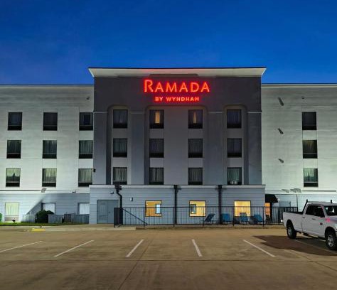 Burkburnett Hotel | Ramada by Wyndham Burkburnett - Wichita Falls