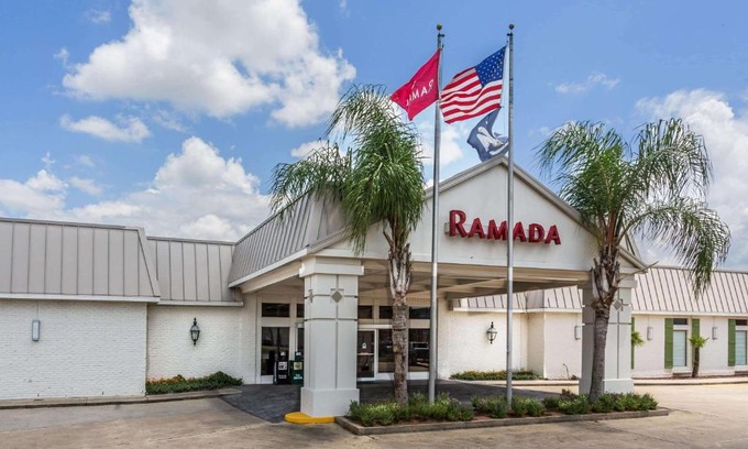 Bayou Cane Hotel | Ramada by Wyndham Houma