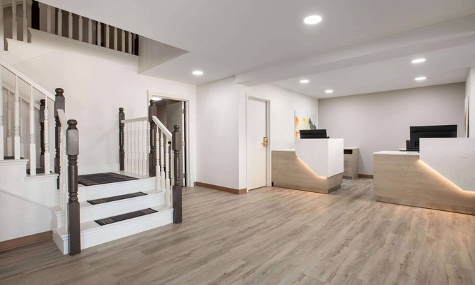 Miramichi Hotel | Ramada by Wyndham Miramichi New Brunswick