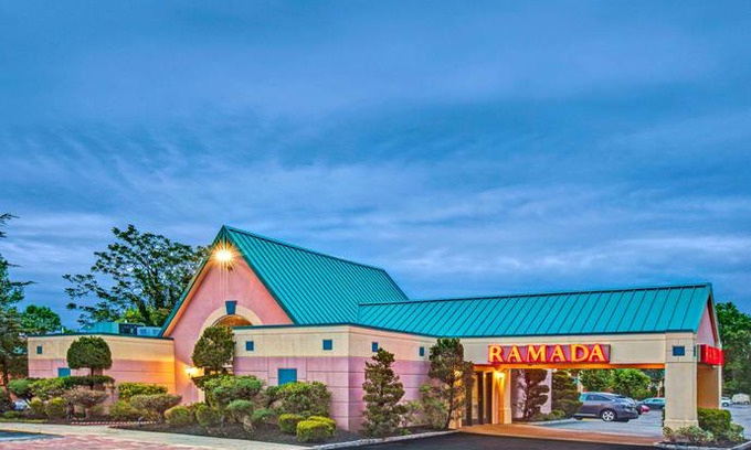 Parsippany Hotel | Ramada by Wyndham Parsippany