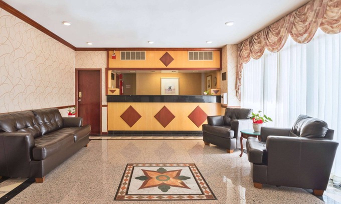 Pikesville Hotel | Ramada by Wyndham Pikesville/Baltimore North