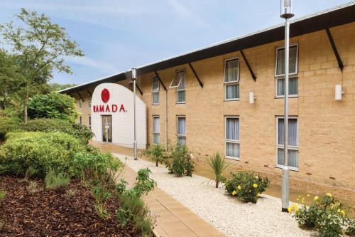 Wheatley Hotel | Ramada Oxford