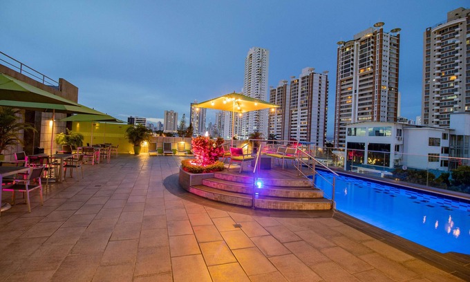 Panama City Hotel | Ramada Plaza by Wyndham Panama Punta Pacifica