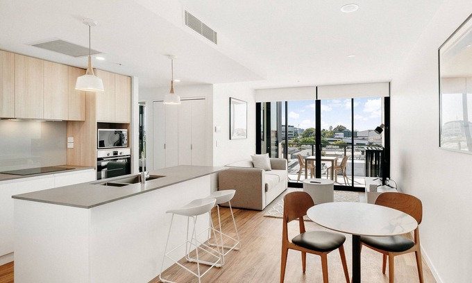Bowen Hills Apartment | Rambla @ Perry House