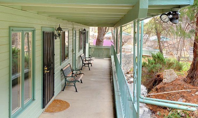 Sierra Vista Southeast Apartment | Ramsey Canyon B&B Apartment Suites