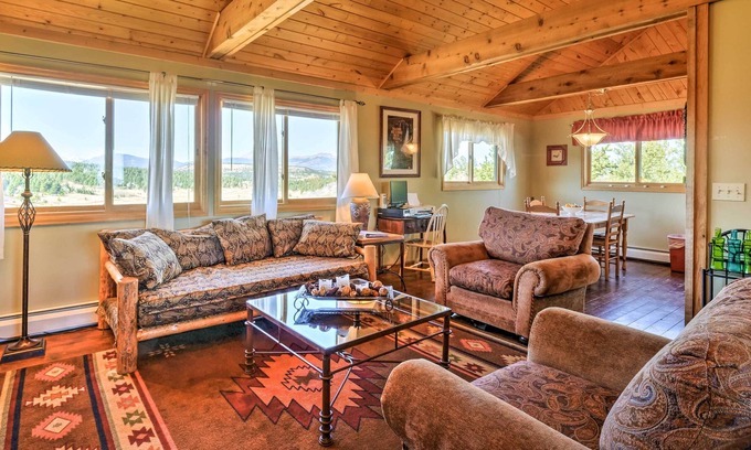 Hartsel Cabin | Ranch of the Rockies Cabin on 4 Acres w/ Mtn Views