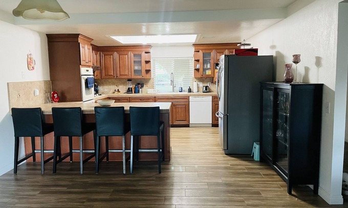 Quartz Hill House | Ranch on a private land