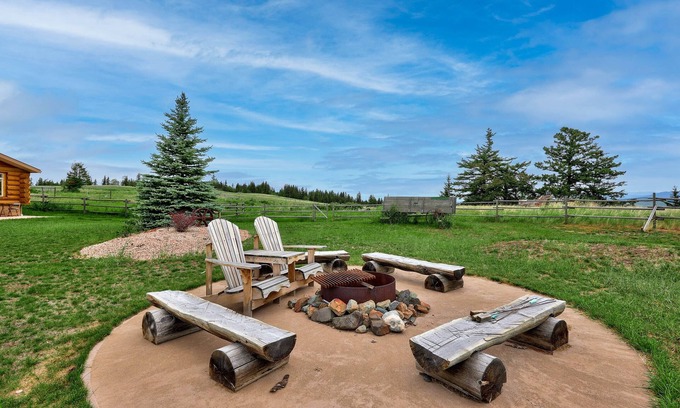 Kamloops House | Ranchland Private Suite on 80 acre ranch, 15 min from Kamloops!