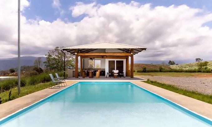 Turrialba Villa | Rancho Bellavista, Unique views, Pool and WiFI!