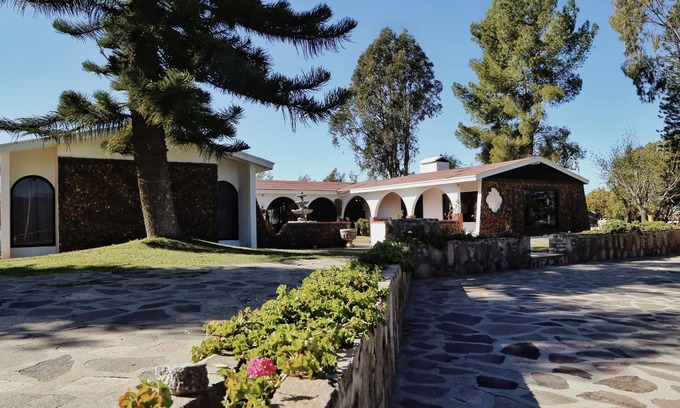 San Antonio de las Minas Bed & Breakfast | Rancho el Parral in Valle de Guadalupe Surrounded by nature