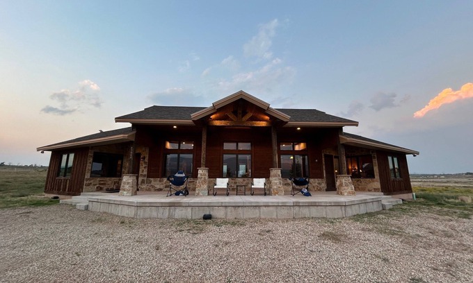 Fruitland Cabin | Rancho Relaxo! 2.5 Acres, Near Hunting & Fishing