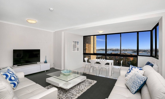 Cremorne Apartment | RANG2 - Ultra Convenient Spectacular Harbour Views