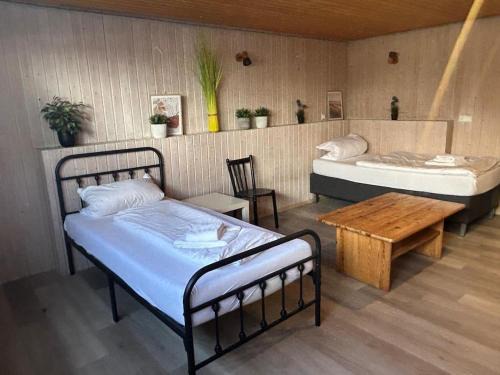 Trossingen Apartment | RANGE Monteurswohnung Parkplatz WLAN 1-5 P