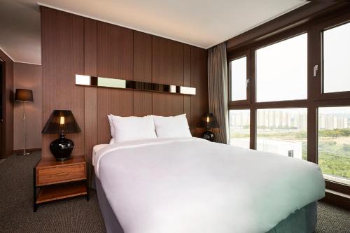 Jinju Hotel | Raonstay in Perla Hotel