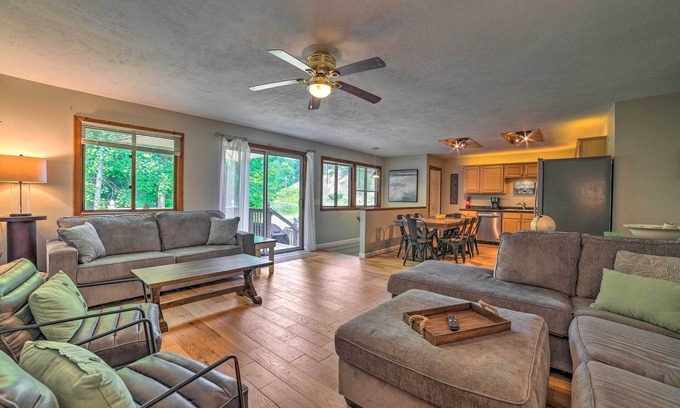 Rapid City Cottage | Rapid City Cottage w/Deck: 1/4 Mi to Torch Lake!