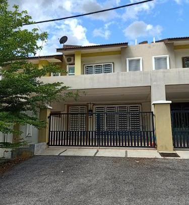 Kuala Kangsar House | Rara Homestay Kuala Kangsar