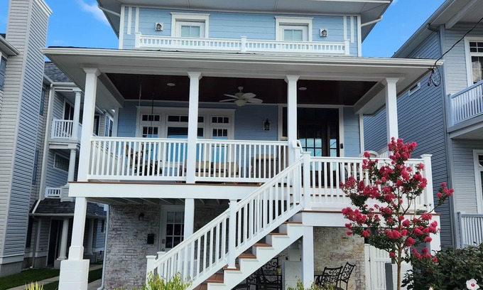 North End House | Rare Find! Entire 4 story home, fully renovated, in a great location!