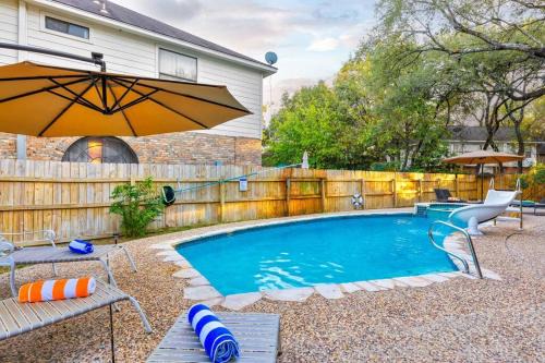 North Central Thousand Oaks House | RARE FIND! Heatd Pool Spa GameRoom Fall Special!