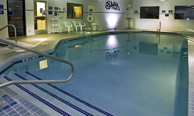 Elko Hotel | RARE FIND! TWO AMAZING UNITS, PARKING, POOL