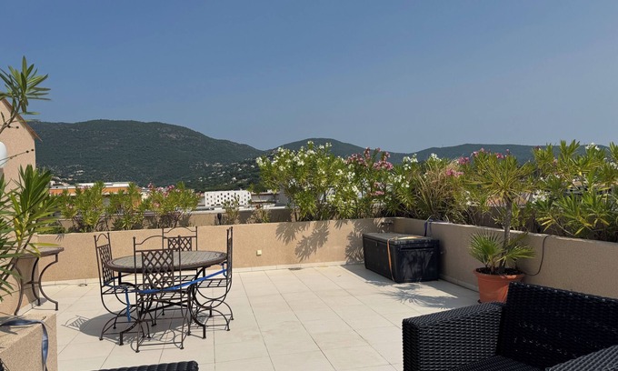 Cavaliere Apartment | Rare product (T3) in the heart of Cavalaire