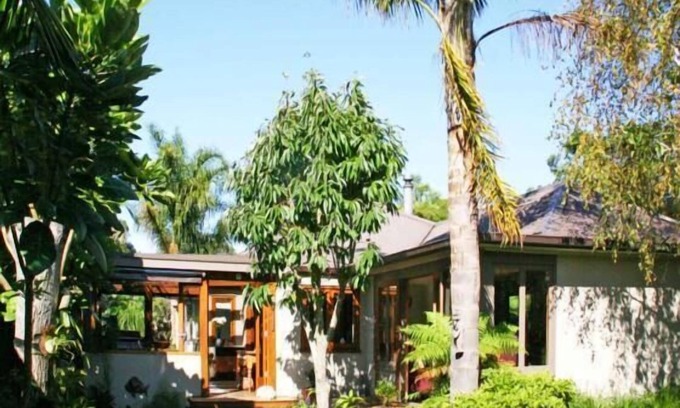 Devonport House | Rata Cottage of Cheltenham