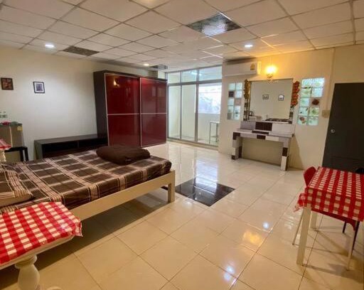 Bang Phlat Apartment | Ratanawong Place 521