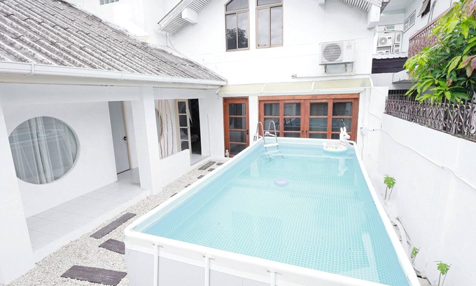 Ratchadaphisek Villa | Ratchada Retreat Boutique Villa 1/Jodd Fair/RCA/Sukhumvit/Downtown/MRT