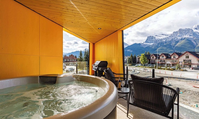 Teepee Town Condo | Ravens Nest - Private Hot Tub!