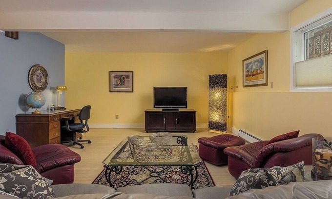 Turnagain House | Ravens Run to the Sea - Mere Steps from the Coastal Trail: a multi use bike path
