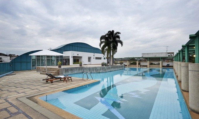 Lat Yao Hotel | Ravipha Residences