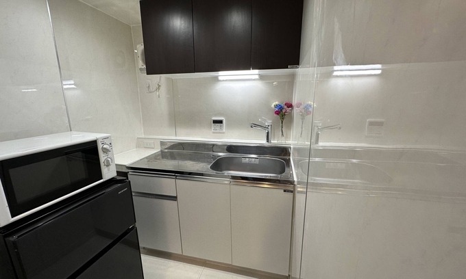 Chinatown Apartment | Ray House