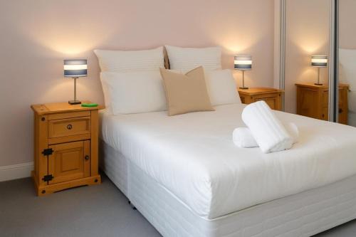 Spencers Wood Apartment | Reading Retreat – 1 Bed with Private Parking