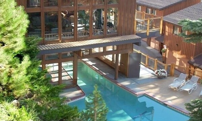 Mammoth Lakes Condo | Real Ski in - Ski Out High on the Mountain Great Views