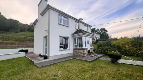 Killybegs House | Realt na Mara