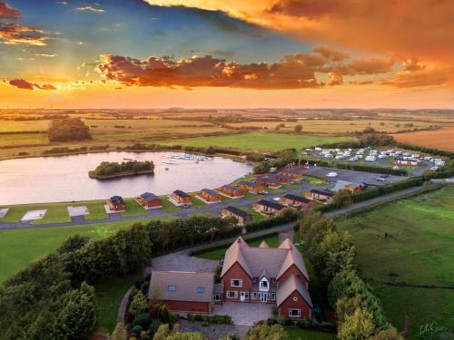 Wesham Cabin | Ream Hills Holiday Park