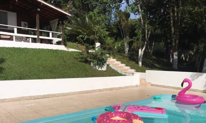 Aruja House | RECANTO DA PAZ SITE WITH POOL IN ARUJA