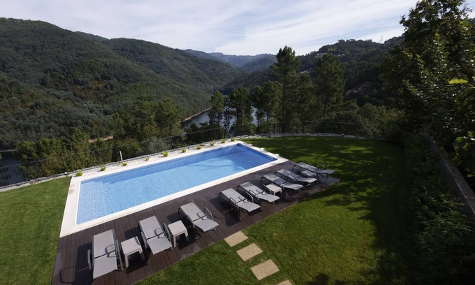 Cantelaes House | Recanto de Fornelos. Conecção Perfeita Entre Comodidades e a Natureza!